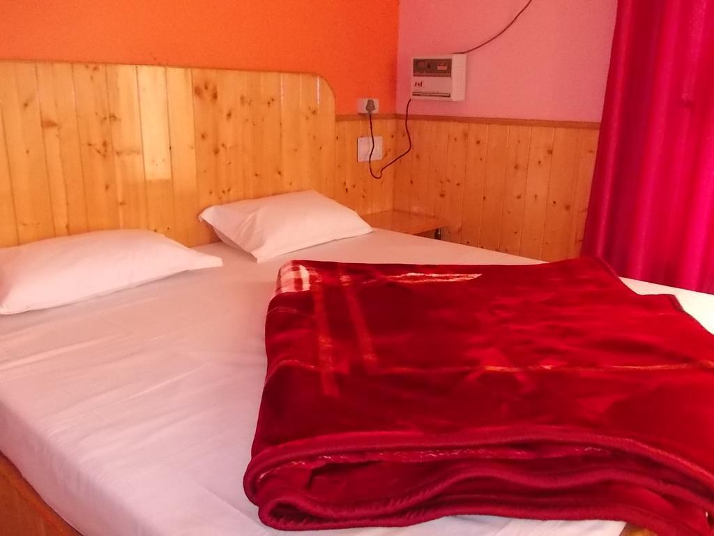 Himgiri Resort Nagchala Екстер'єр фото